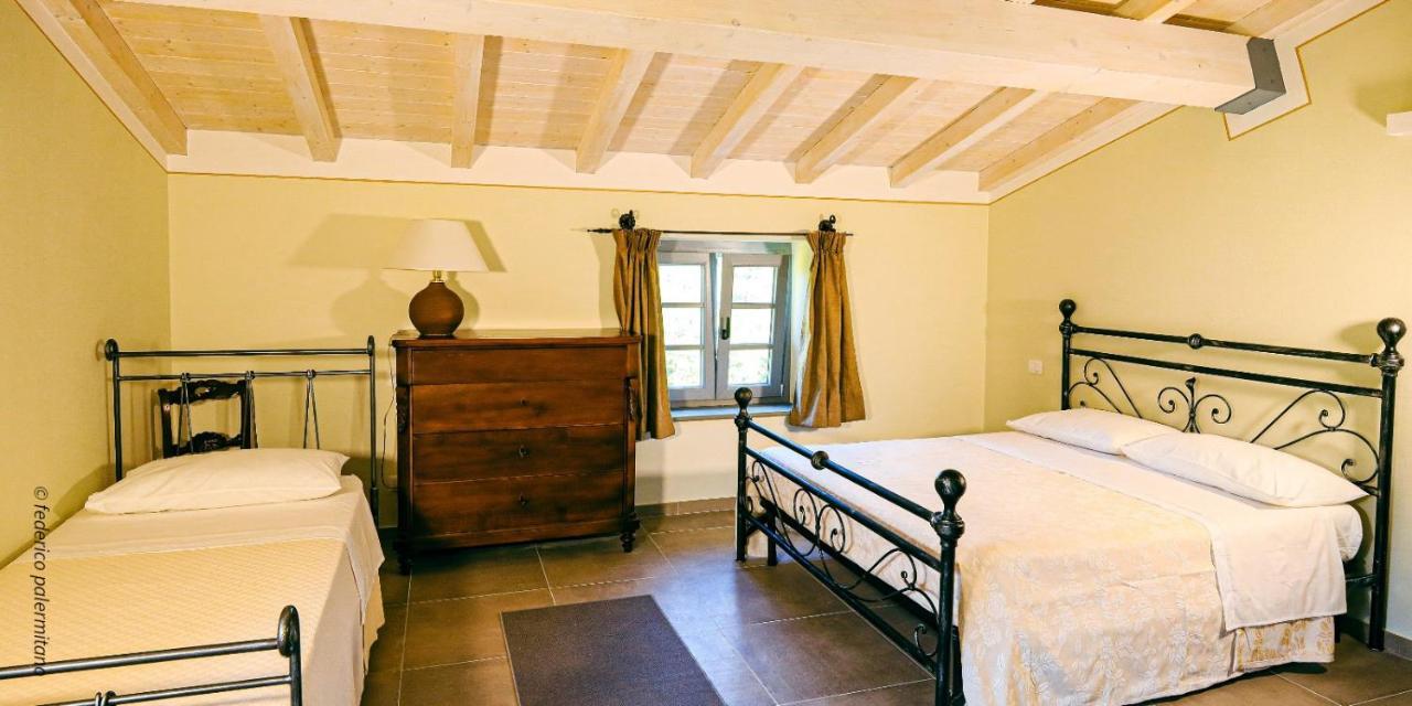 Agriturismo I Giunchi Mochignano Luaran gambar
